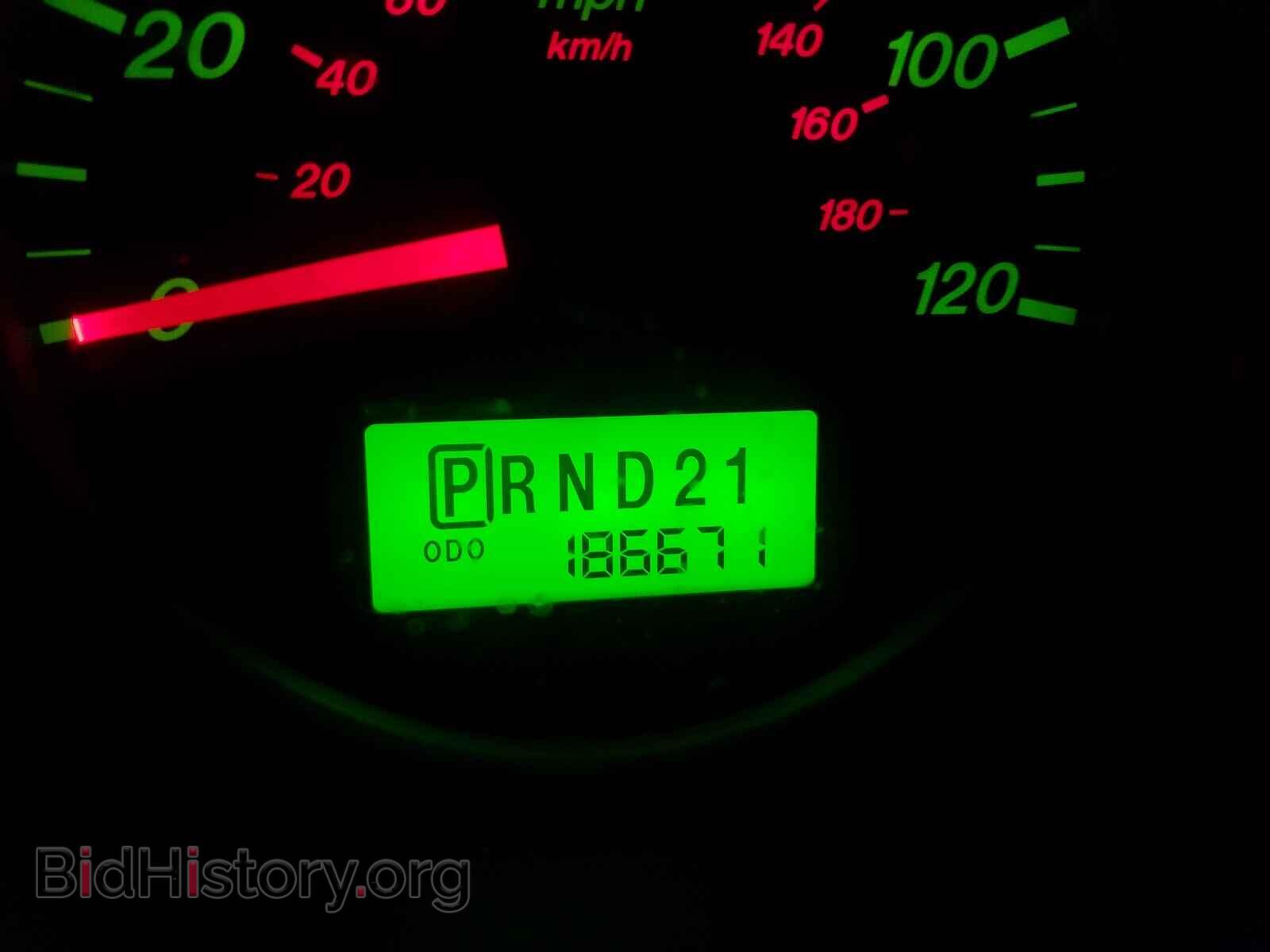 2006 MAZDA TRIBUTE - VIN: 4F2CZ04166KM30912 - Фото 8