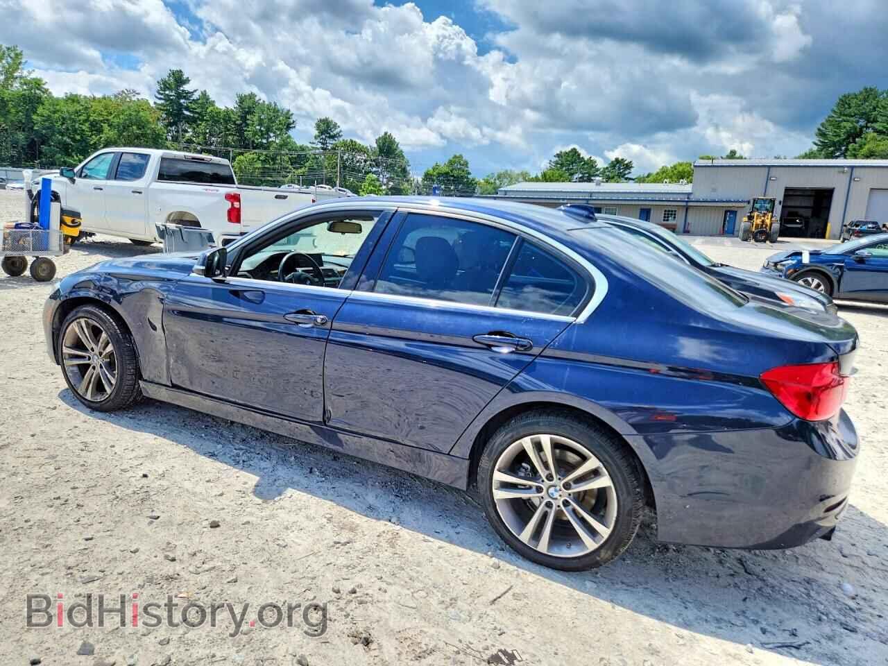 2017 BMW 3 SERIES - VIN: WBA8D9C30HA011682 - Фото 2