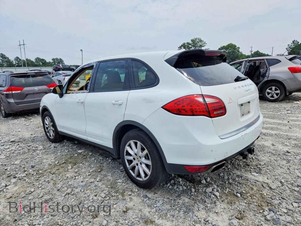 2012 PORSCHE CAYENNE - VIN: WP1AA2A2XCLA07715 - Photo 2