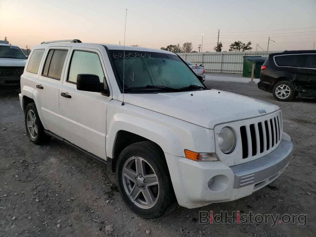 Фотография 1J8FF48W57D286111 - JEEP PATRIOT 2007