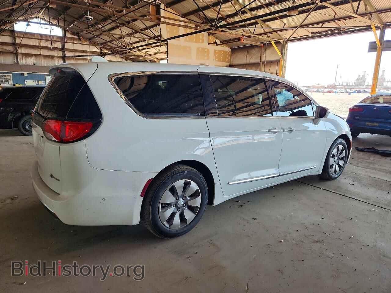 2018 CHRYSLER PACIFICA - VIN: 2C4RC1N77JR159177 - Фото 3