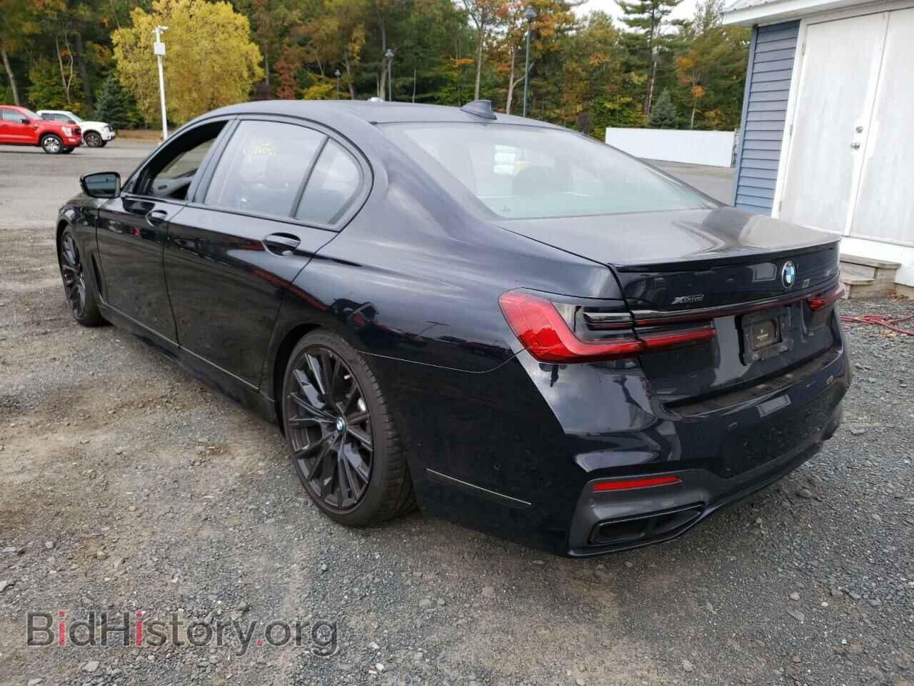 2020 BMW M7 - VIN: WBA7U6C04LCD26954 - Фото 3