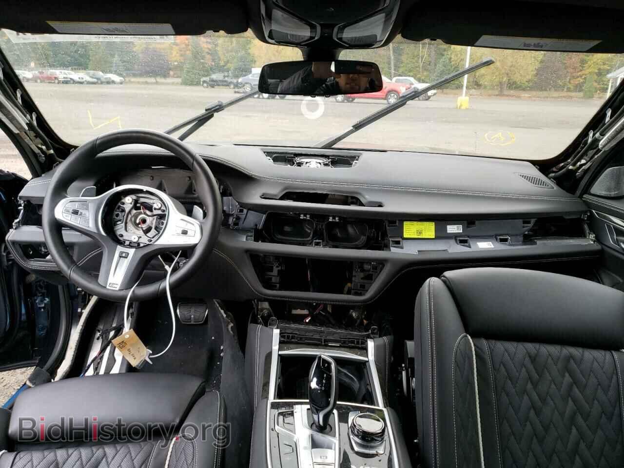 2020 BMW M7 - VIN: WBA7U6C04LCD26954 - Фото 9