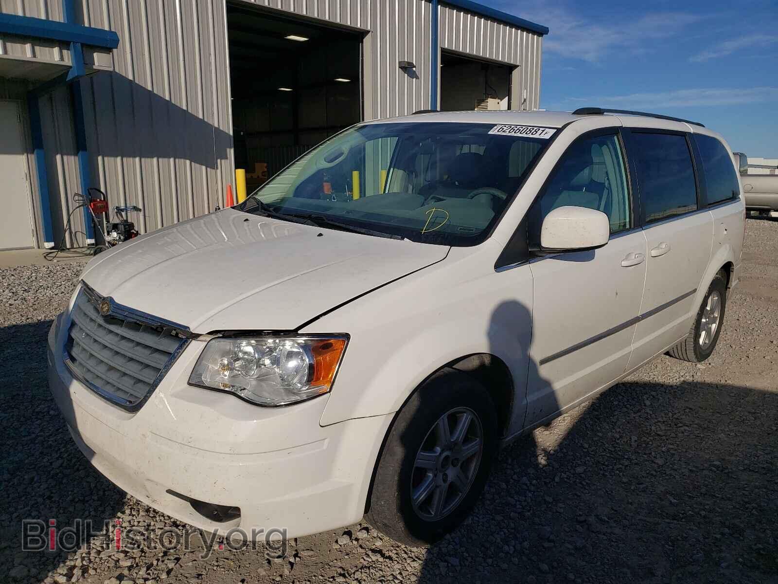 2010 CHRYSLER MINIVAN - VIN: 2A4RR5D18AR479282 - Фото 2