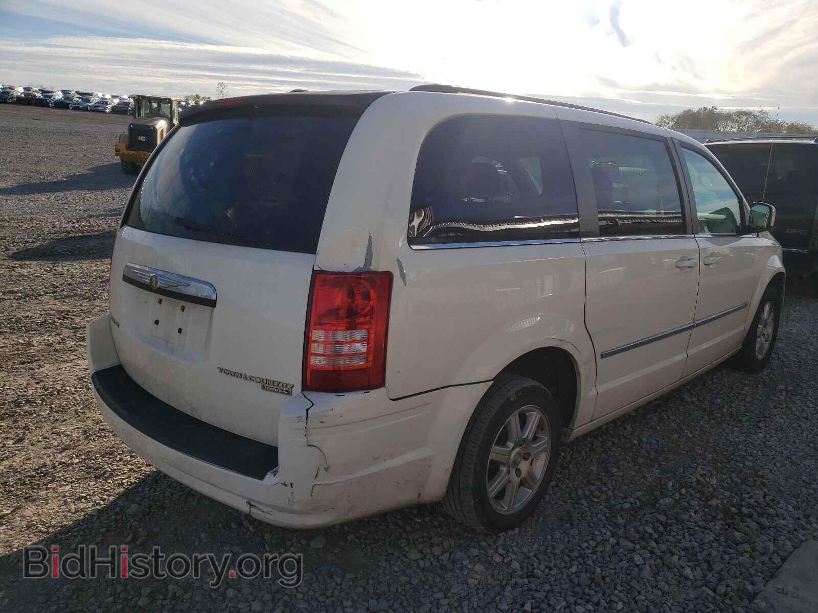 2010 CHRYSLER MINIVAN - VIN: 2A4RR5D18AR479282 - Фото 4