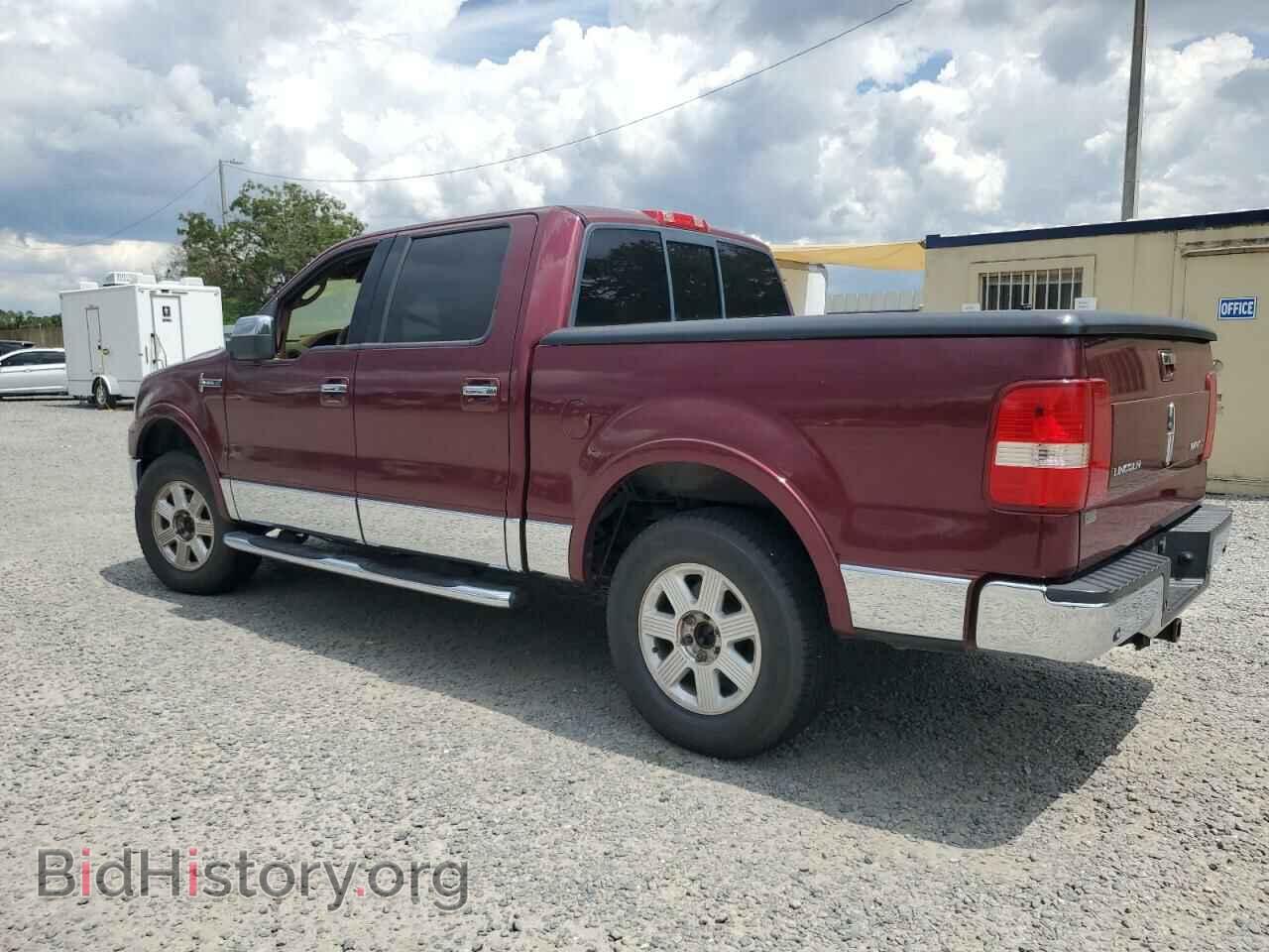 2006 LINCOLN MARK LT - VIN: 5LTPW16596FJ24566 - Фото 2