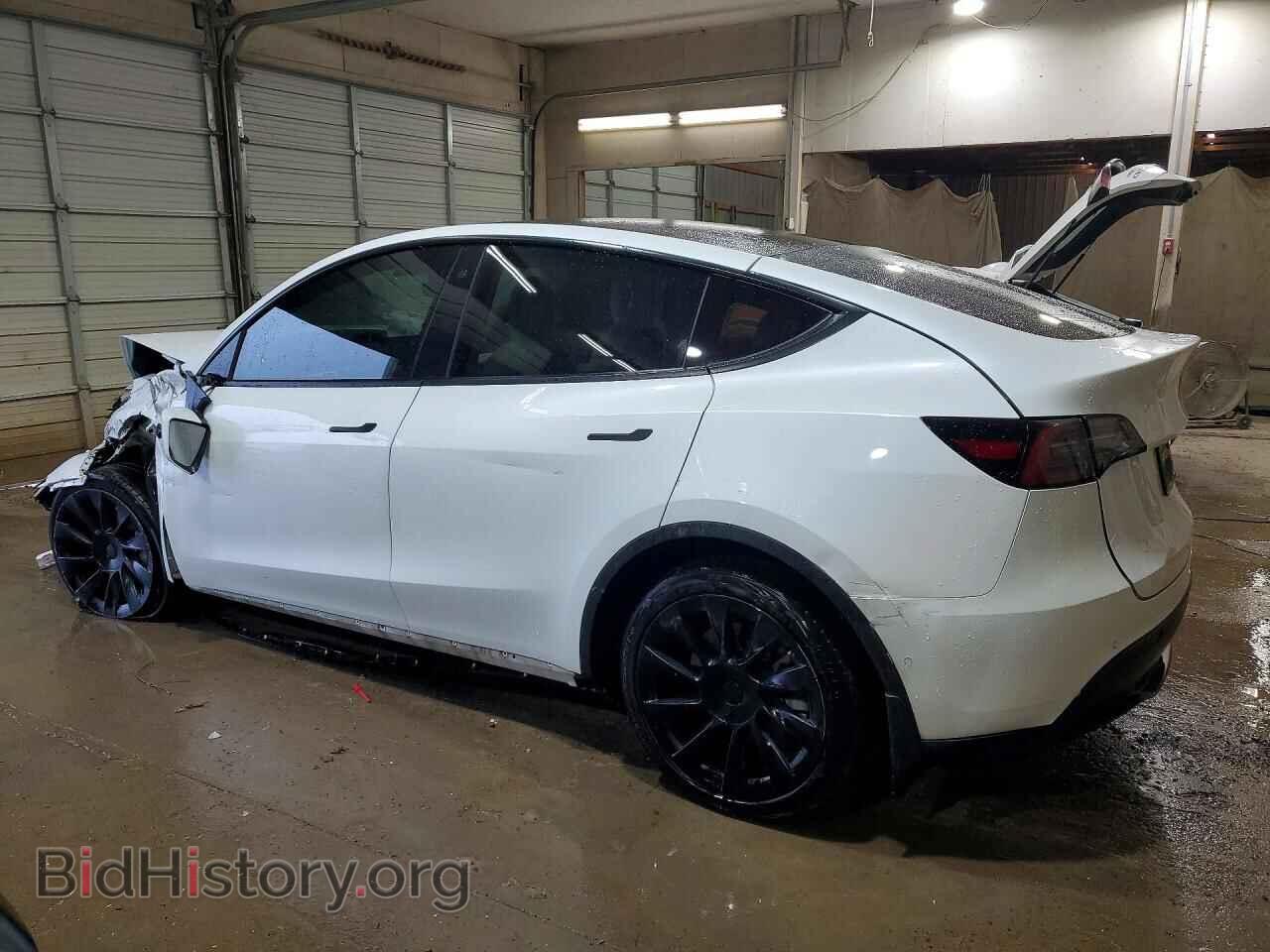 2022 TESLA MODEL Y - VIN: 7SAYGDEE2NF325853 - Photo 2