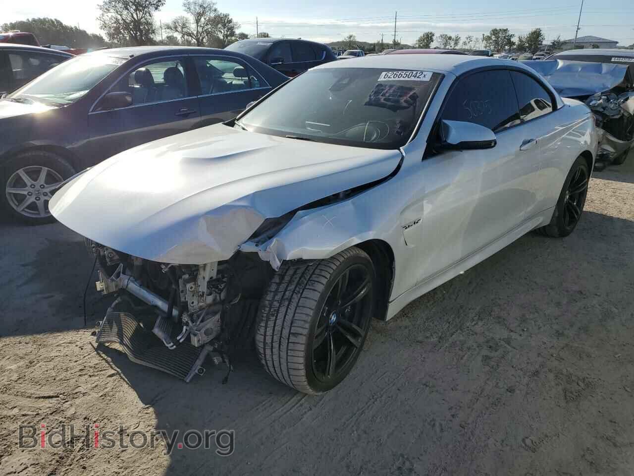 2016 BMW M4 - VIN: WBS3U9C59GP968590 - Фото 2