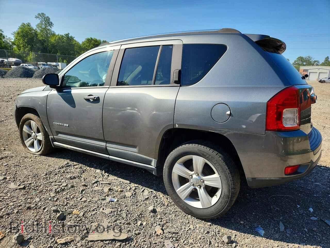 2012 JEEP COMPASS - VIN: 1C4NJCBB8CD520690 - Photo 2