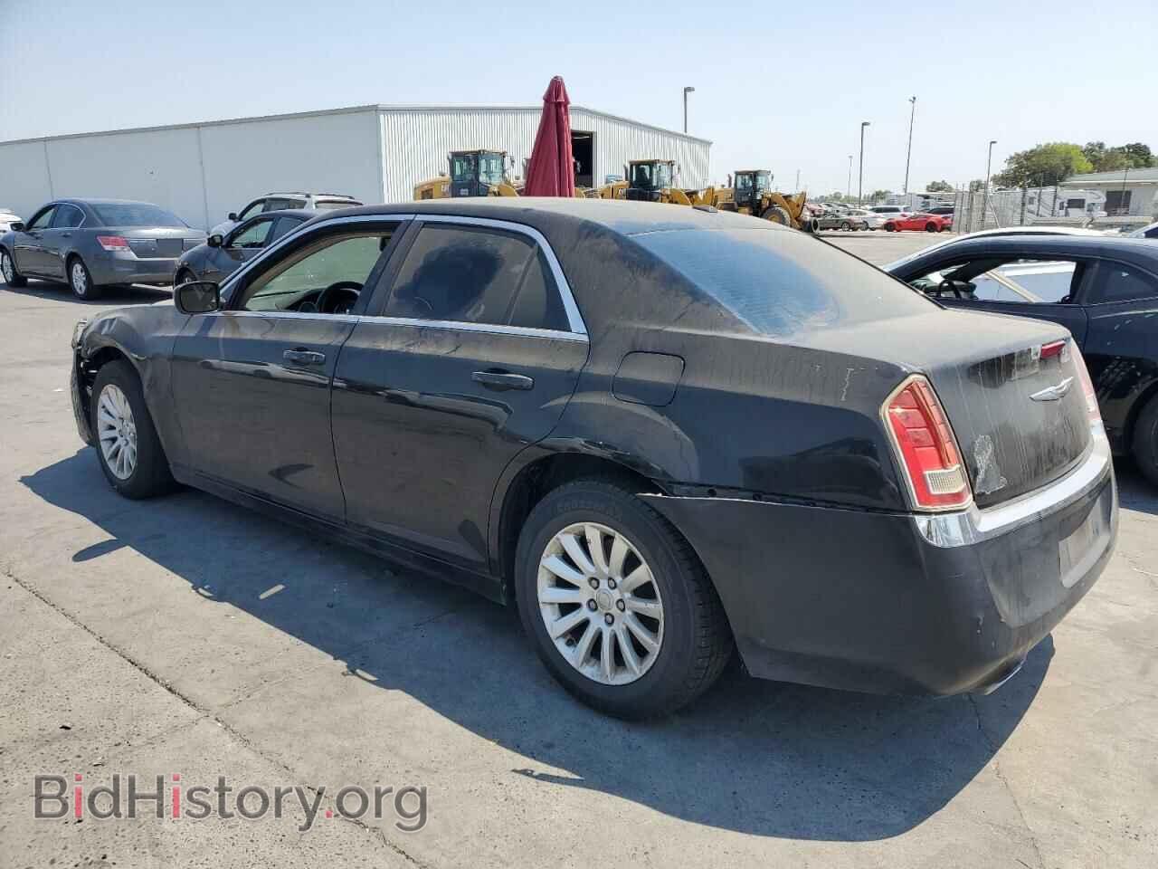 2014 CHRYSLER 300 - VIN: 2C3CCAAG2EH141567 - Фото 2