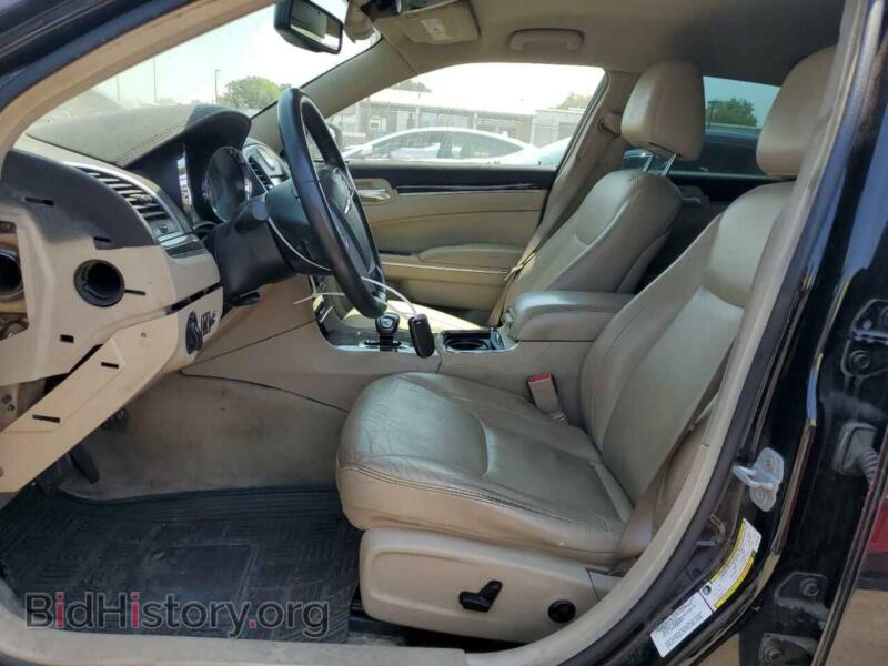 2014 Chrysler 300 (VIN 2C3CCAAG2EH141567) — photo 7 of 12