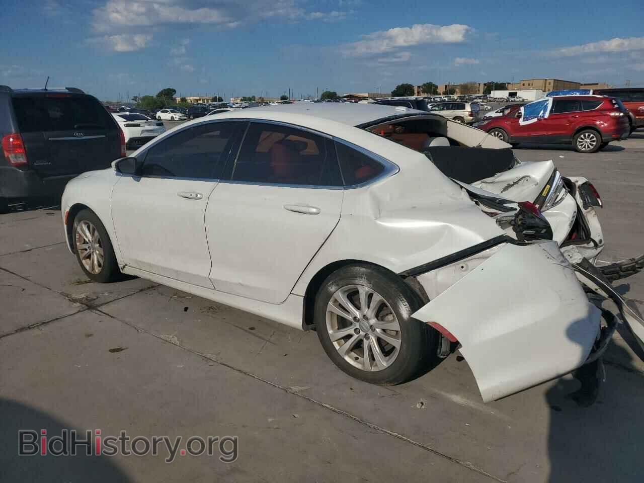 2015 CHRYSLER 200 - VIN: 1C3CCCAB9FN568110 - Фото 2