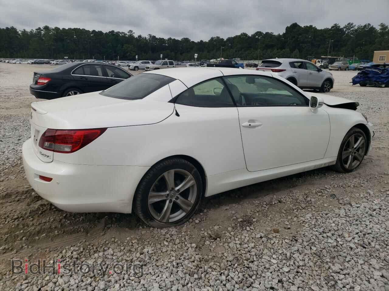 2012 LEXUS IS - VIN: JTHFF2C2XC2526452 - Photo 3