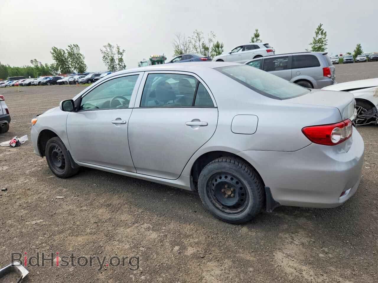 2011 TOYOTA COROLLA - VIN: 2T1BU4EE5BC656115 - Фото 2