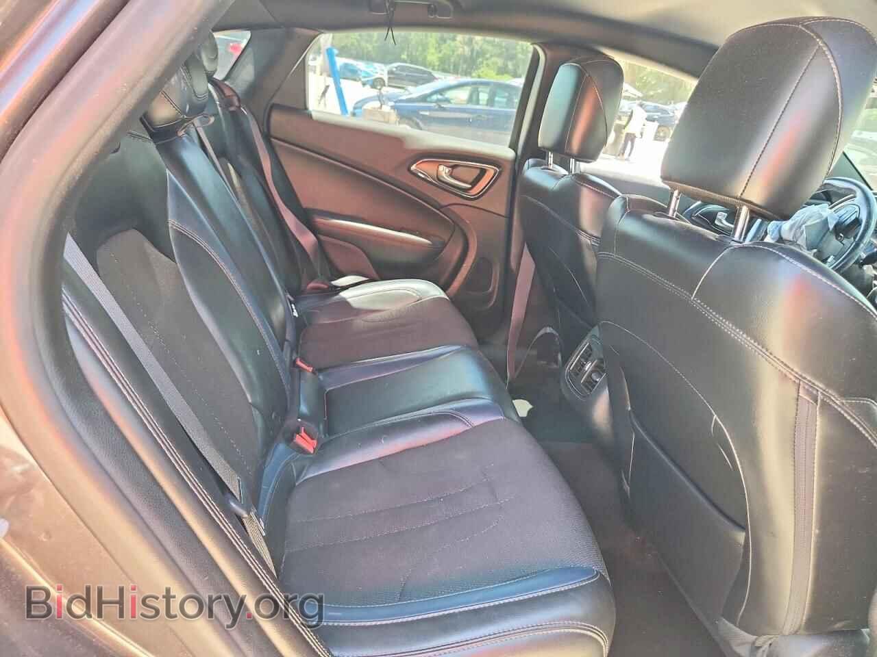 2016 CHRYSLER 200 - VIN: 1C3CCCBB5GN161868 - Photo 10