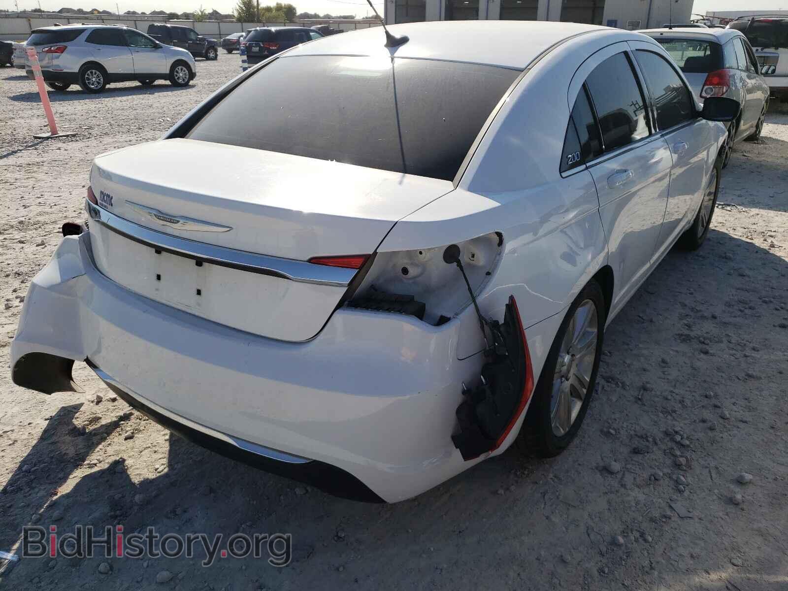 2013 CHRYSLER 200 - VIN: 1C3CCBAB9DN697861 - Фото 4