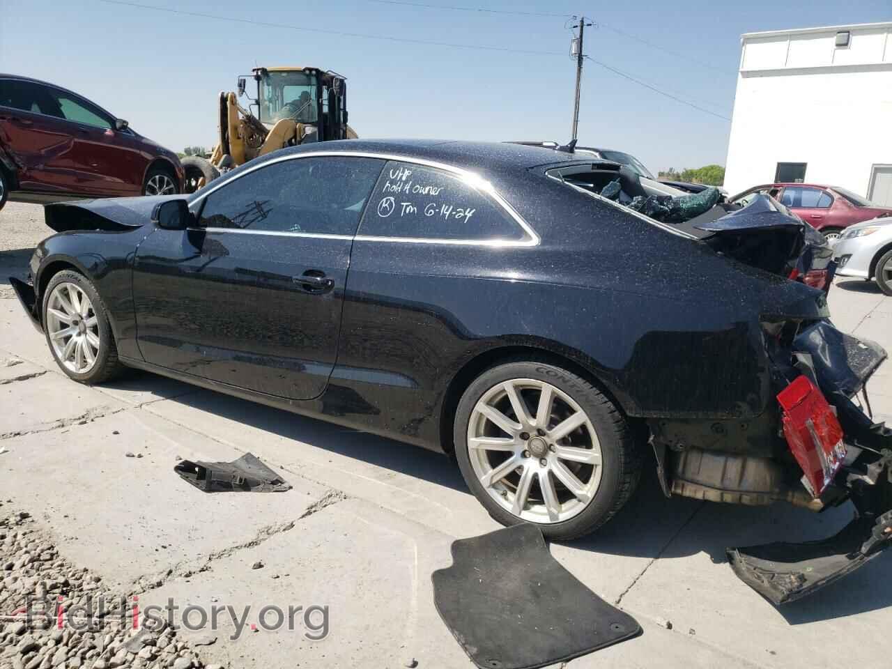 2011 AUDI A5 - VIN: WAURFAFR3BA033229 - Фото 2