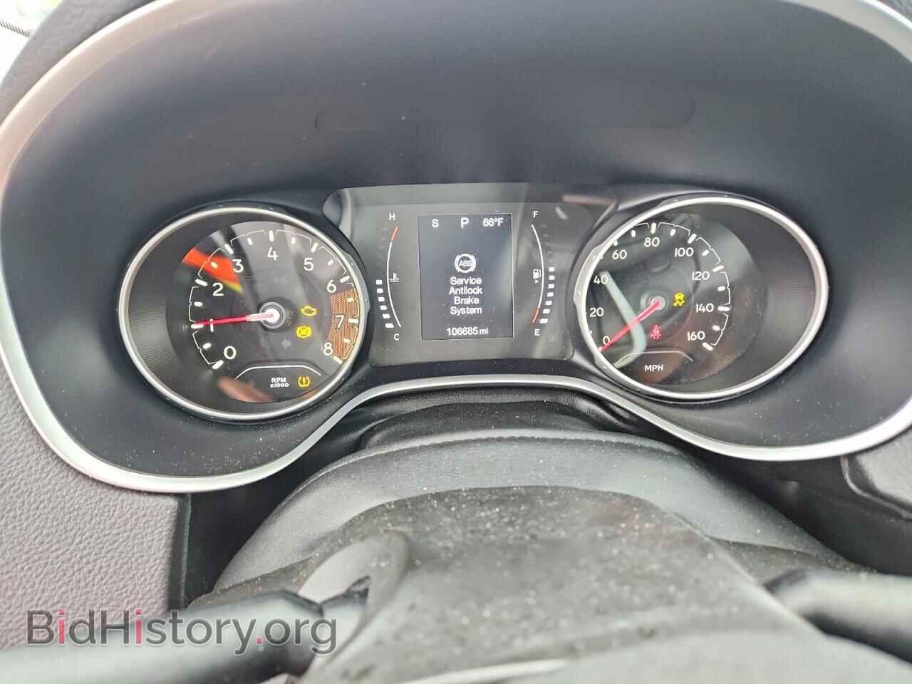 2018 JEEP COMPASS - VIN: 3C4NJDAB1JT415584 - Photo 9