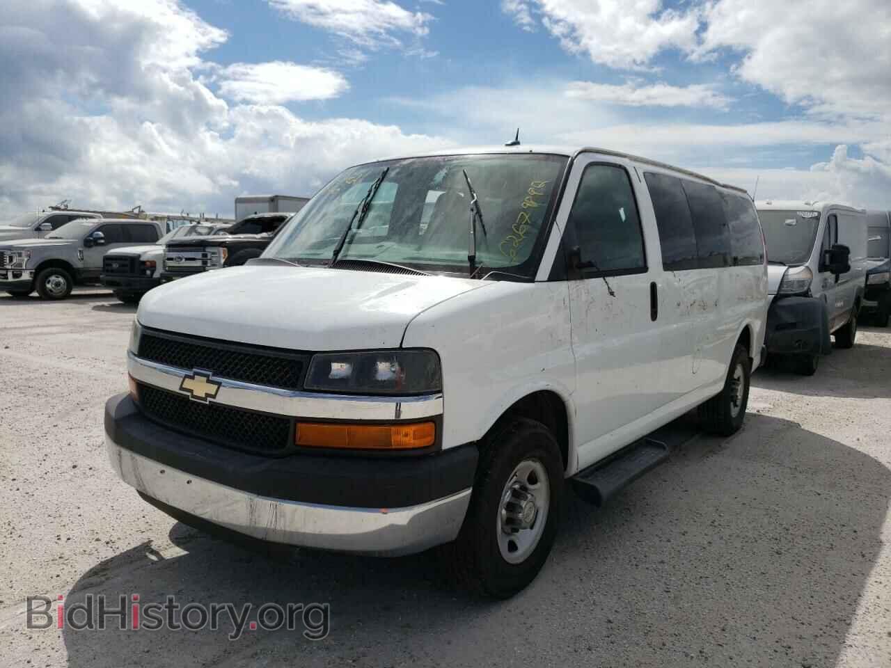 2015 CHEVROLET EXPRESS - VIN: 1GBWGRFF6F1276583 - Фото 2