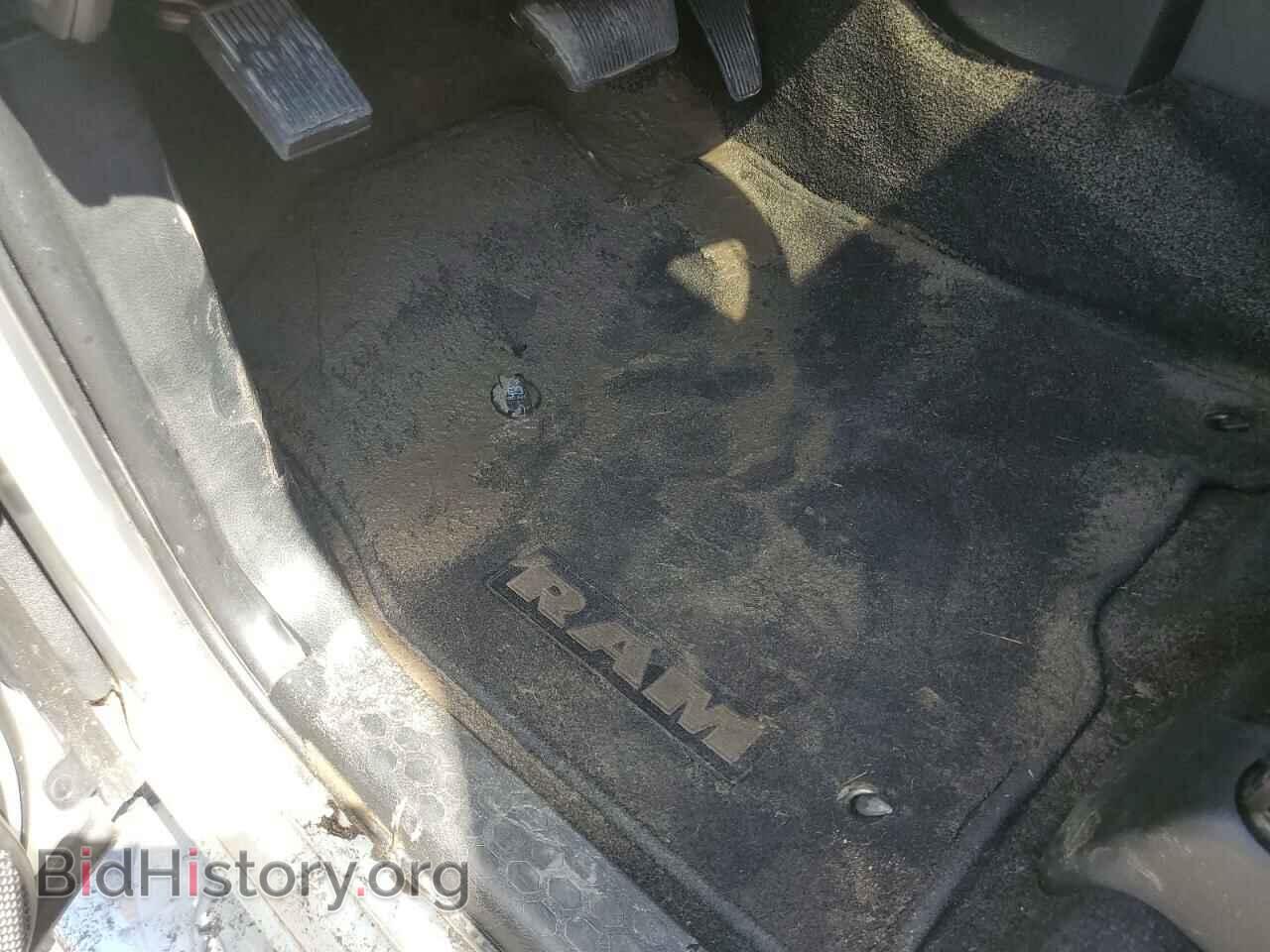 2018 RAM 1500 - VIN: 1C6RR7NT4JS190794 - Фото 9
