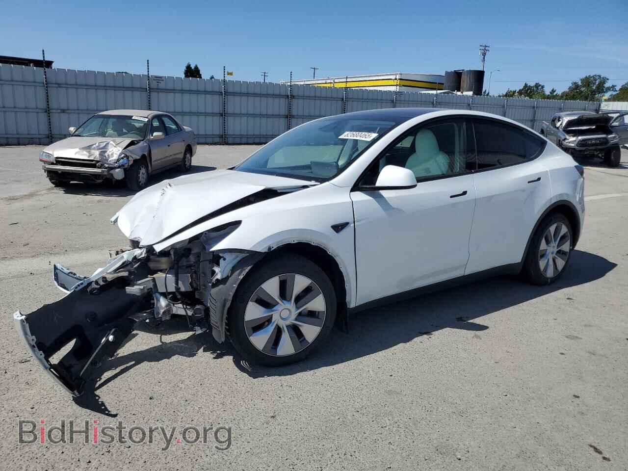 Photo 7SAYGDEEXRF065160 - TESLA MODEL Y 2024