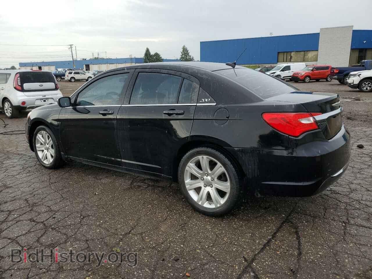2013 CHRYSLER 200 - VIN: 1C3CCBBB4DN553052 - Photo 2