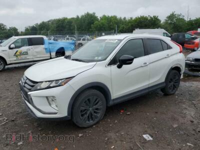 2018 Mitsubishi ECLIPSE LE, white — VIN JA4AT4AA8JZ045446, Copart