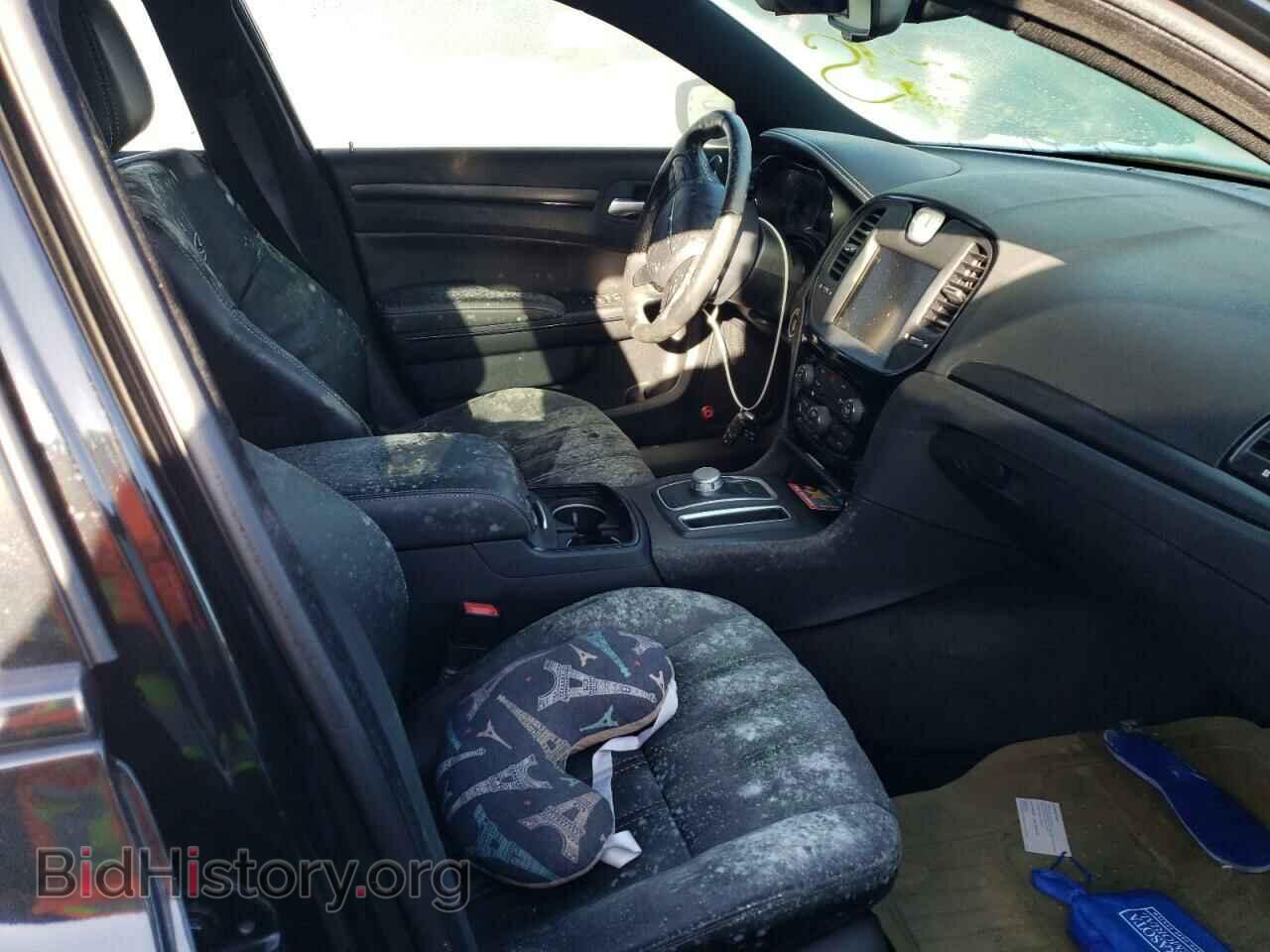 2015 CHRYSLER 300 - VIN: 2C3CCABT4FH882171 - Фото 9