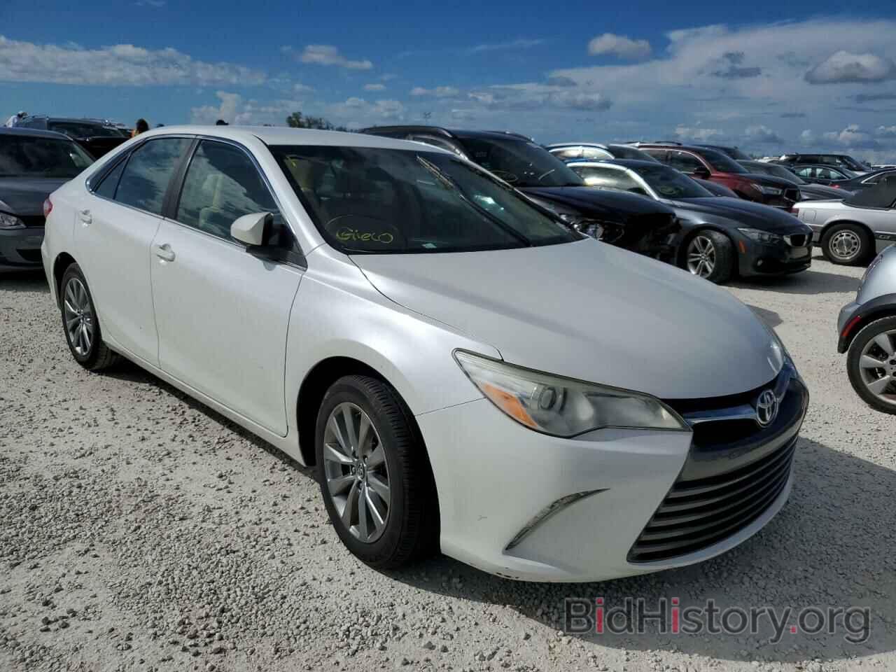 Photo 4T1BF1FK4GU193564 - TOYOTA CAMRY 2016