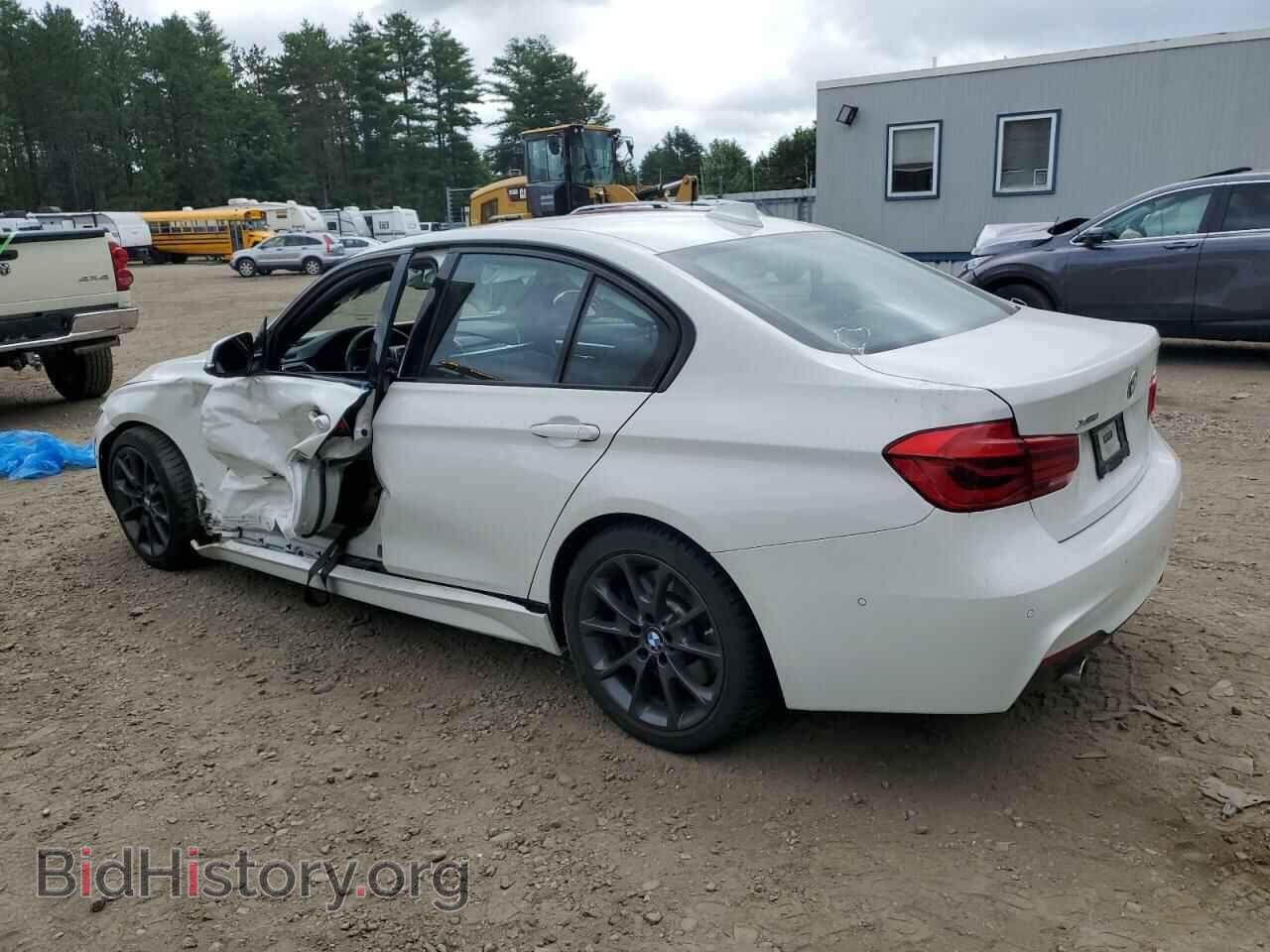 2018 BMW 3 SERIES - VIN: WBA8B7C59JA583206 - Фото 2