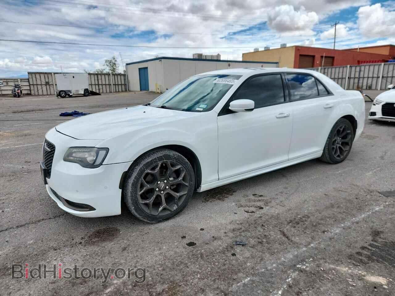Фотография 2C3CCABG3JH191337 - CHRYSLER 300 2018