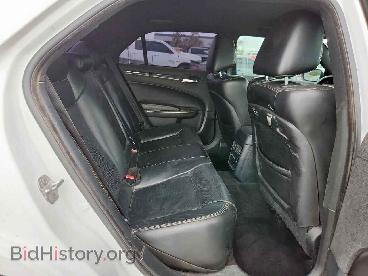 2018 CHRYSLER 300 - VIN: 2C3CCABG3JH191337 - Фото 10