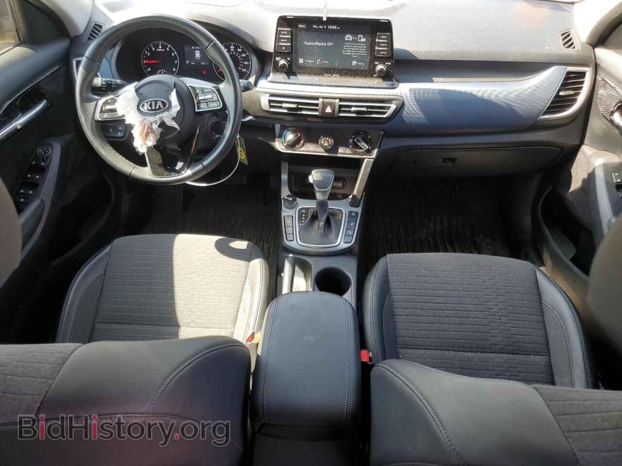 2021 KIA SELTOS - VIN: KNDEUCAA6M7178995 - Фото 8