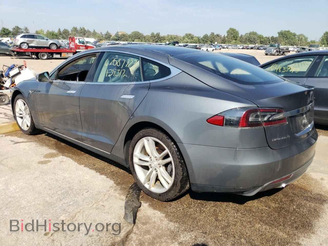 2013 TESLA MODEL S - VIN: 5YJSA1CN8DFP09155 - Фото 2