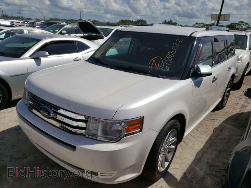 2011 Ford FLEX (VIN 2FMGK5CCXBBD17356) — photo 2 of 10