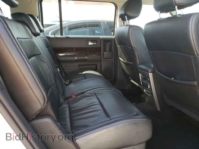 2011 Ford FLEX (VIN 2FMGK5CCXBBD17356) — photo 6 of 10