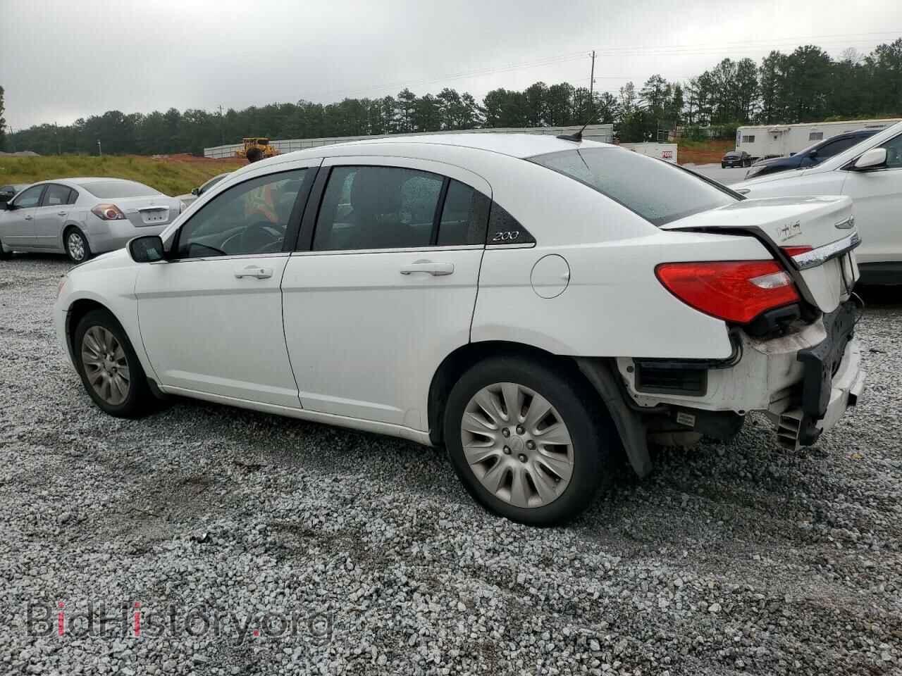 2012 CHRYSLER 200 - VIN: 1C3CCBAB6CN262553 - Фото 2