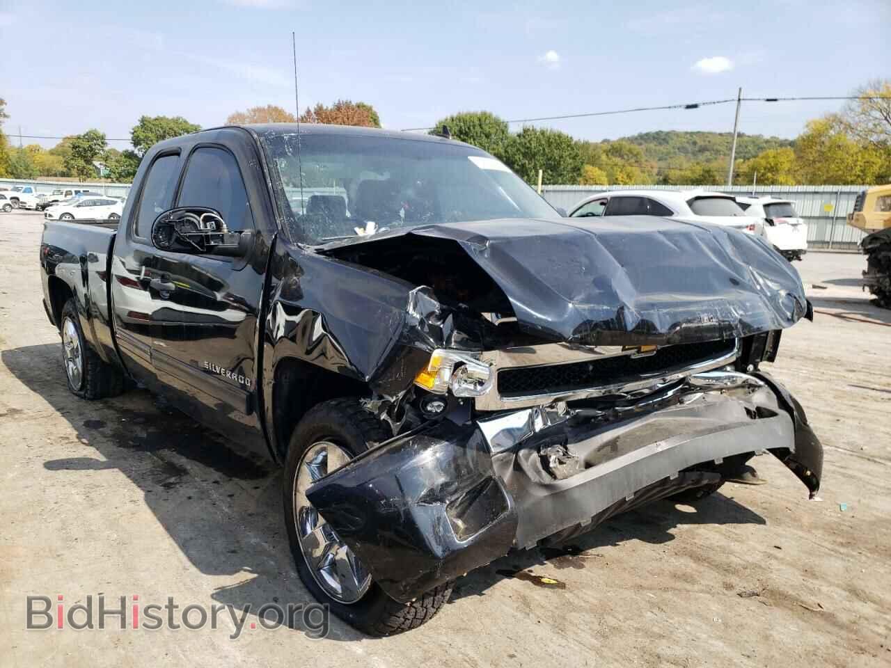 Photo 1GCRCSE04BZ192802 - CHEVROLET SILVERADO 2011