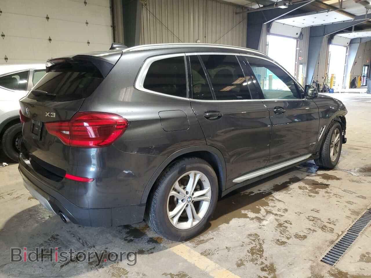 2018 BMW X3 - VIN: 5UXTR9C56JLC81463 - Фото 3