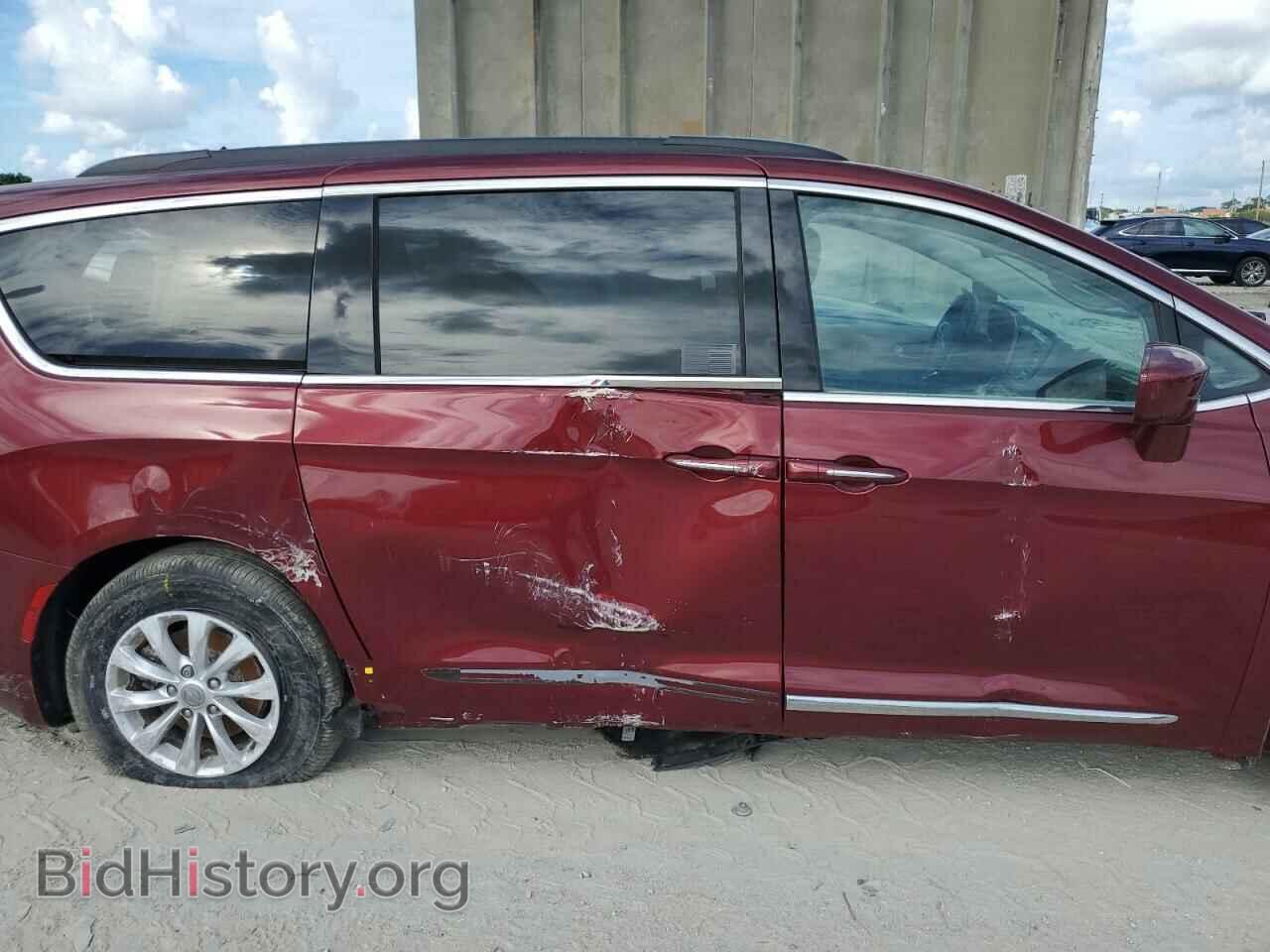 2017 CHRYSLER PACIFICA - VIN: 2C4RC1BG8HR511908 - Photo 9