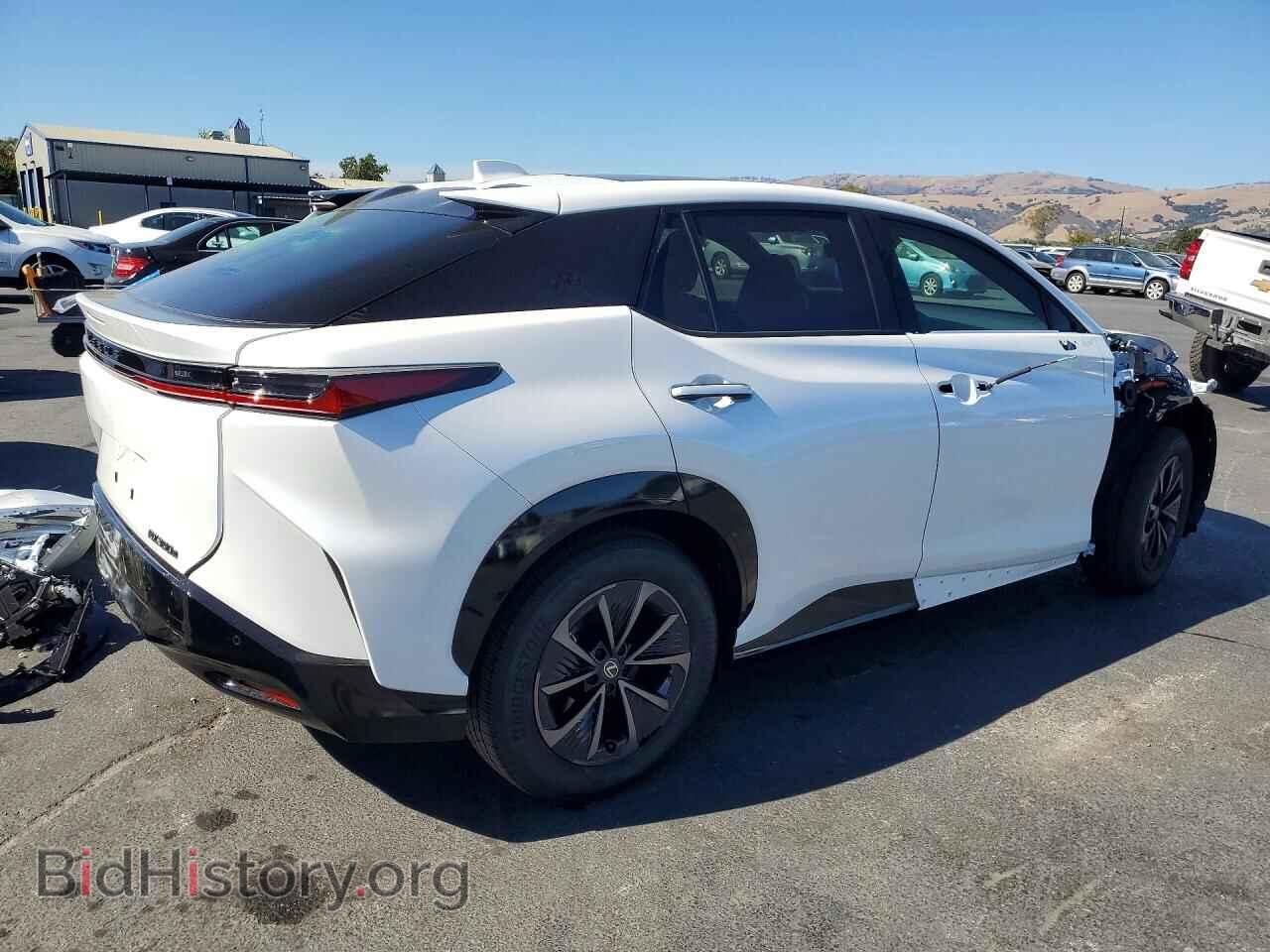2026 LEXUS UNKNOWN - VIN: JTJBDADB2TA007154 - Фото 3
