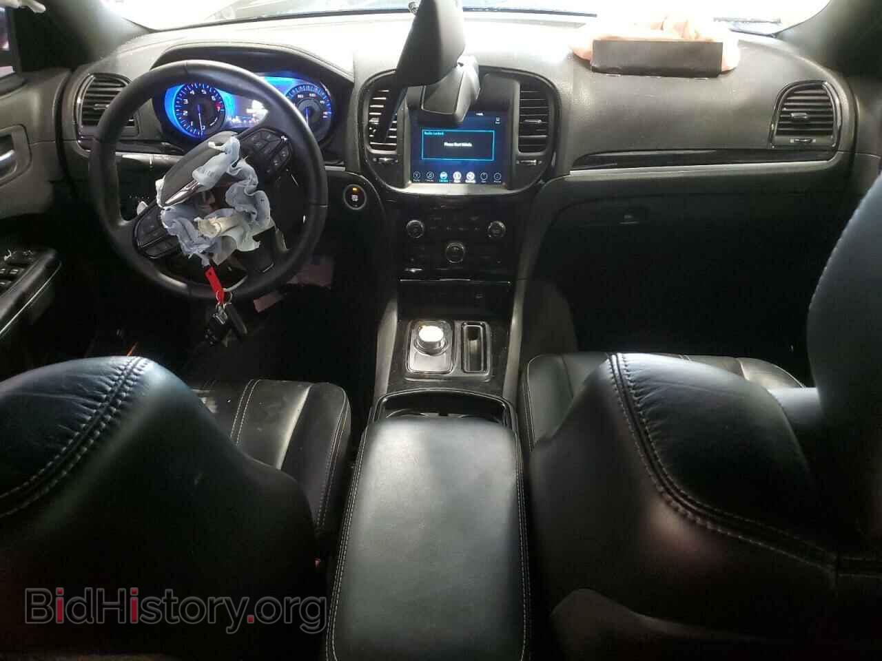 2017 CHRYSLER 300 - VIN: 2C3CCAGG4HH588249 - Фото 8