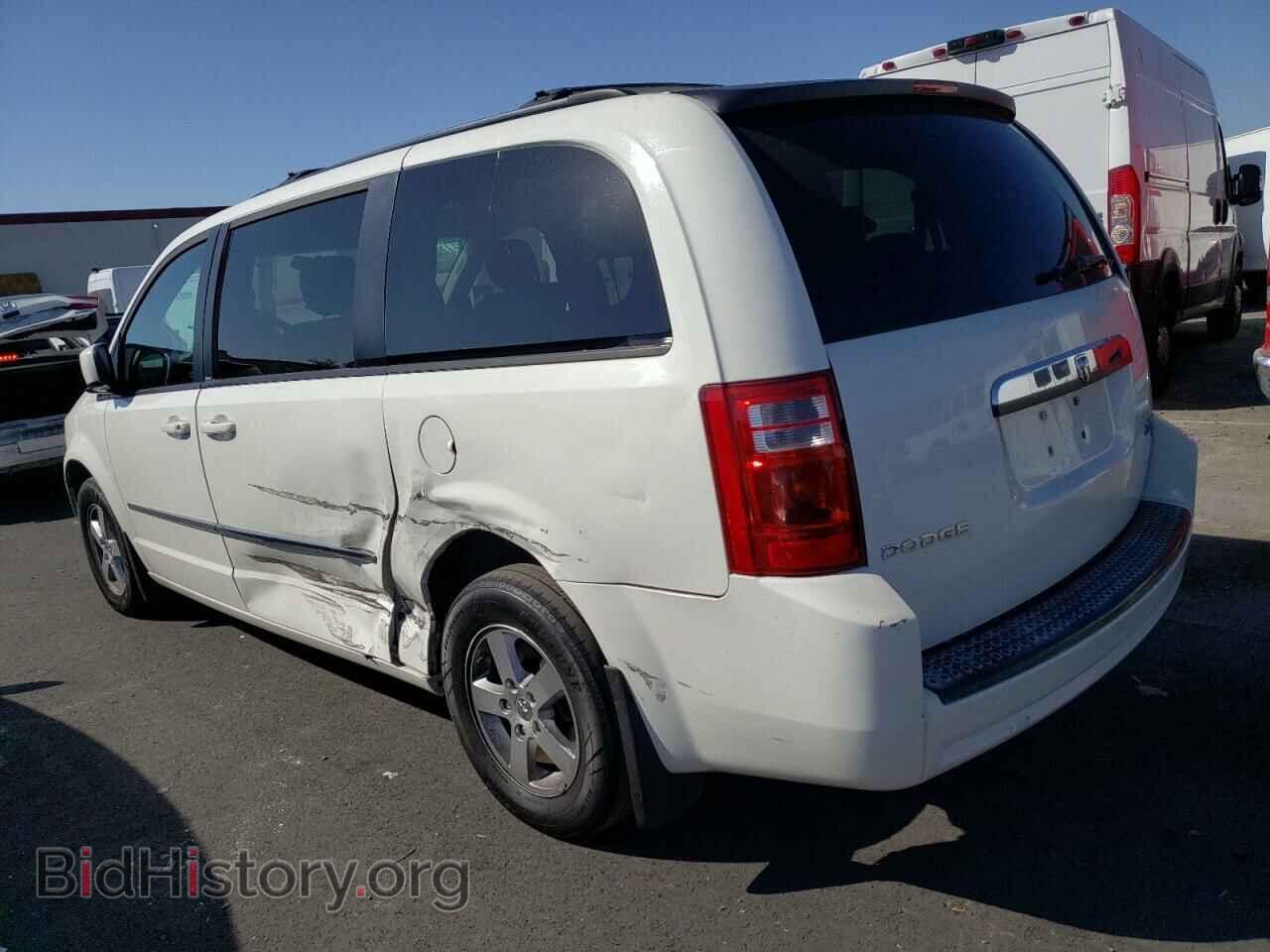 2010 DODGE CARAVAN - VIN: 2D4RN5D13AR211759 - Фото 2
