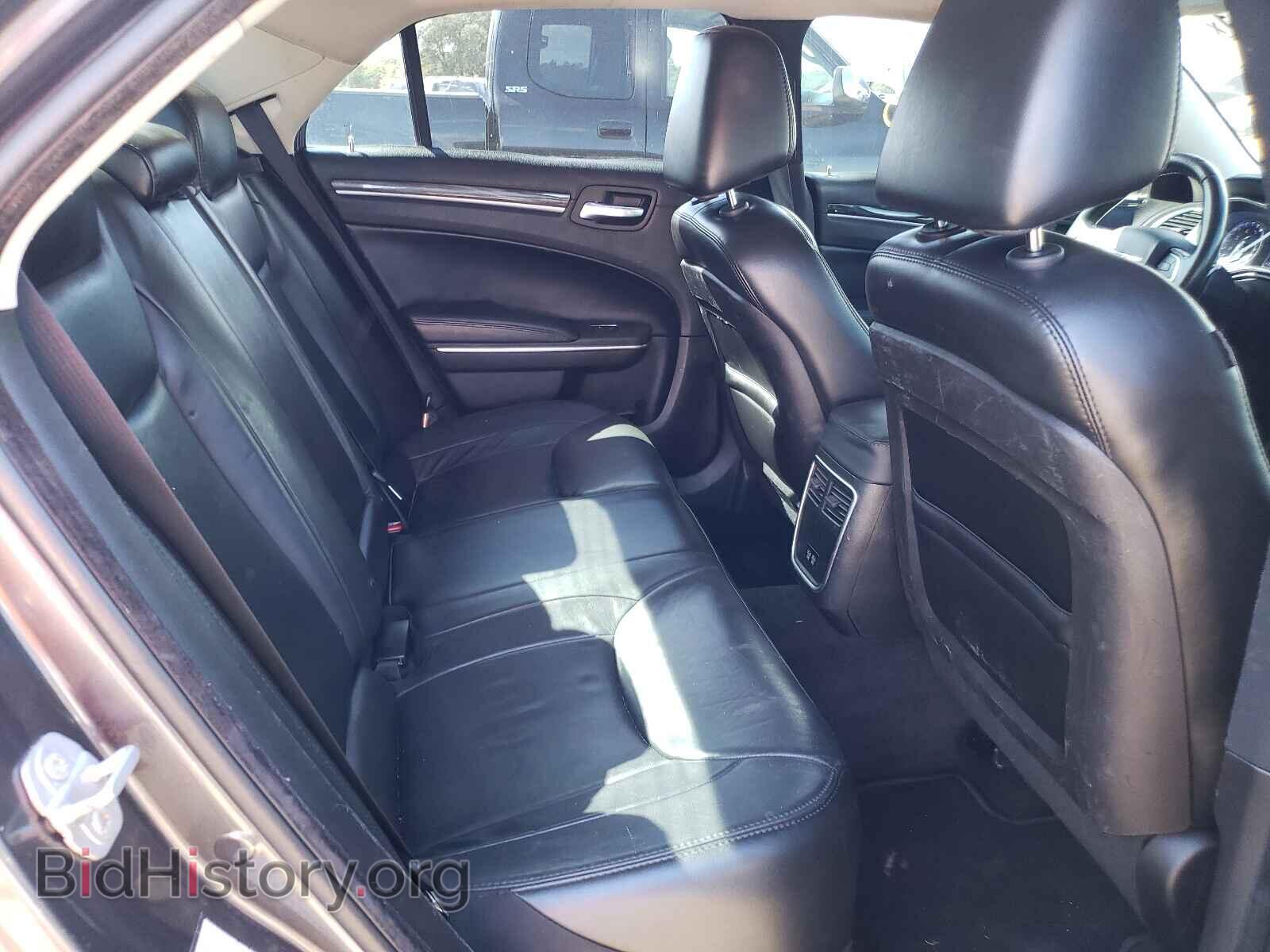 2016 CHRYSLER 300 - VIN: 2C3CCAAGXGH206992 - Фото 6