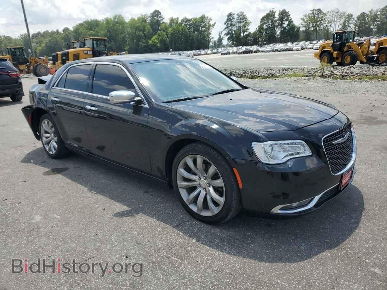 2019 CHRYSLER 300 - VIN: 2C3CCAEG1KH528097 - Фото 4