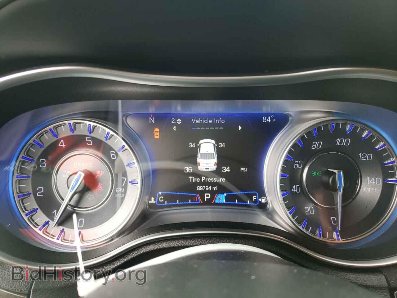 2019 CHRYSLER 300 - VIN: 2C3CCAEG1KH528097 - Фото 9