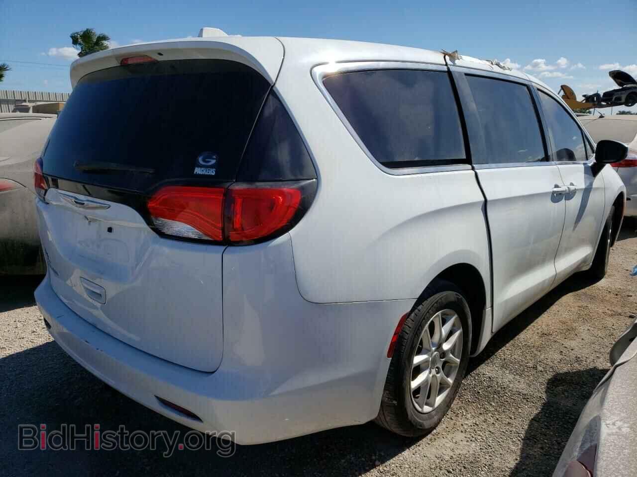2017 CHRYSLER PACIFICA - VIN: 2C4RC1DG1HR835943 - Photo 4