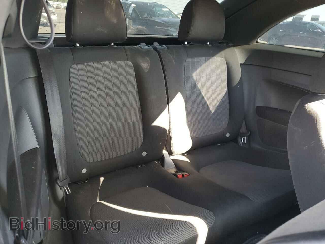 2014 VOLKSWAGEN BEETLE - VIN: 3VWF17AT2EM638986 - Фото 10