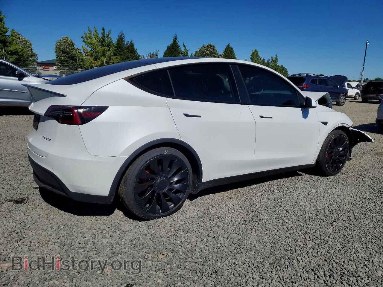 2022 TESLA MODEL Y - VIN: 7SAYGDEF2NF446701 - Photo 3