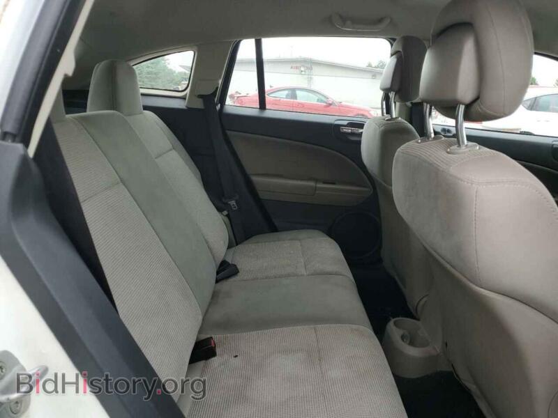 2011 Dodge CALIBER (VIN 1B3CB3HA8BD221185) — photo 10 of 12